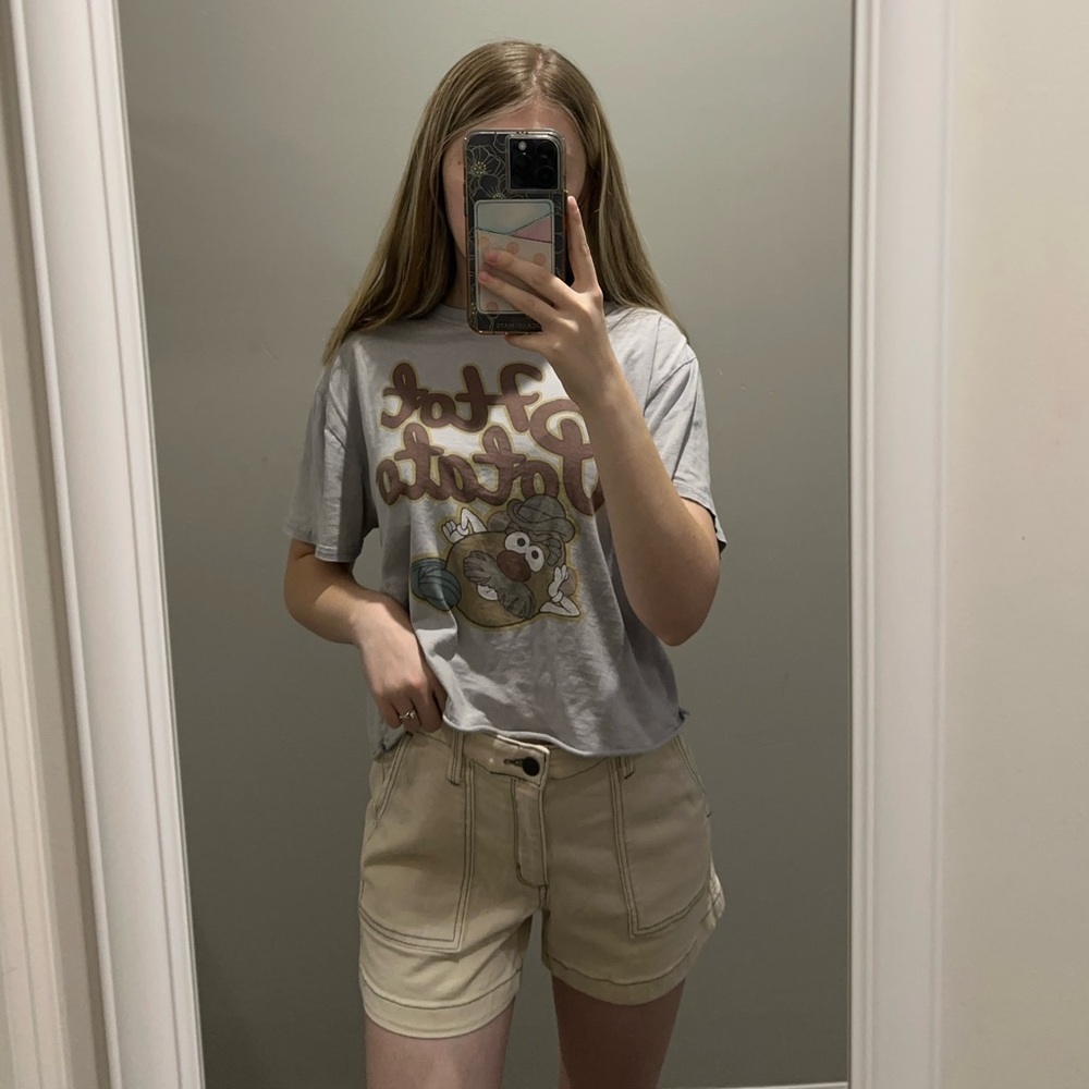 Universal Thread Beige Shorts